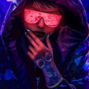 曰本人三人交╳╳╳69动漫
